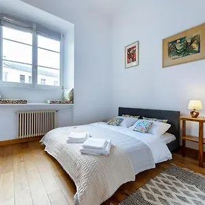 Grand Theatre Premium Apartment. Super Central. Apartament